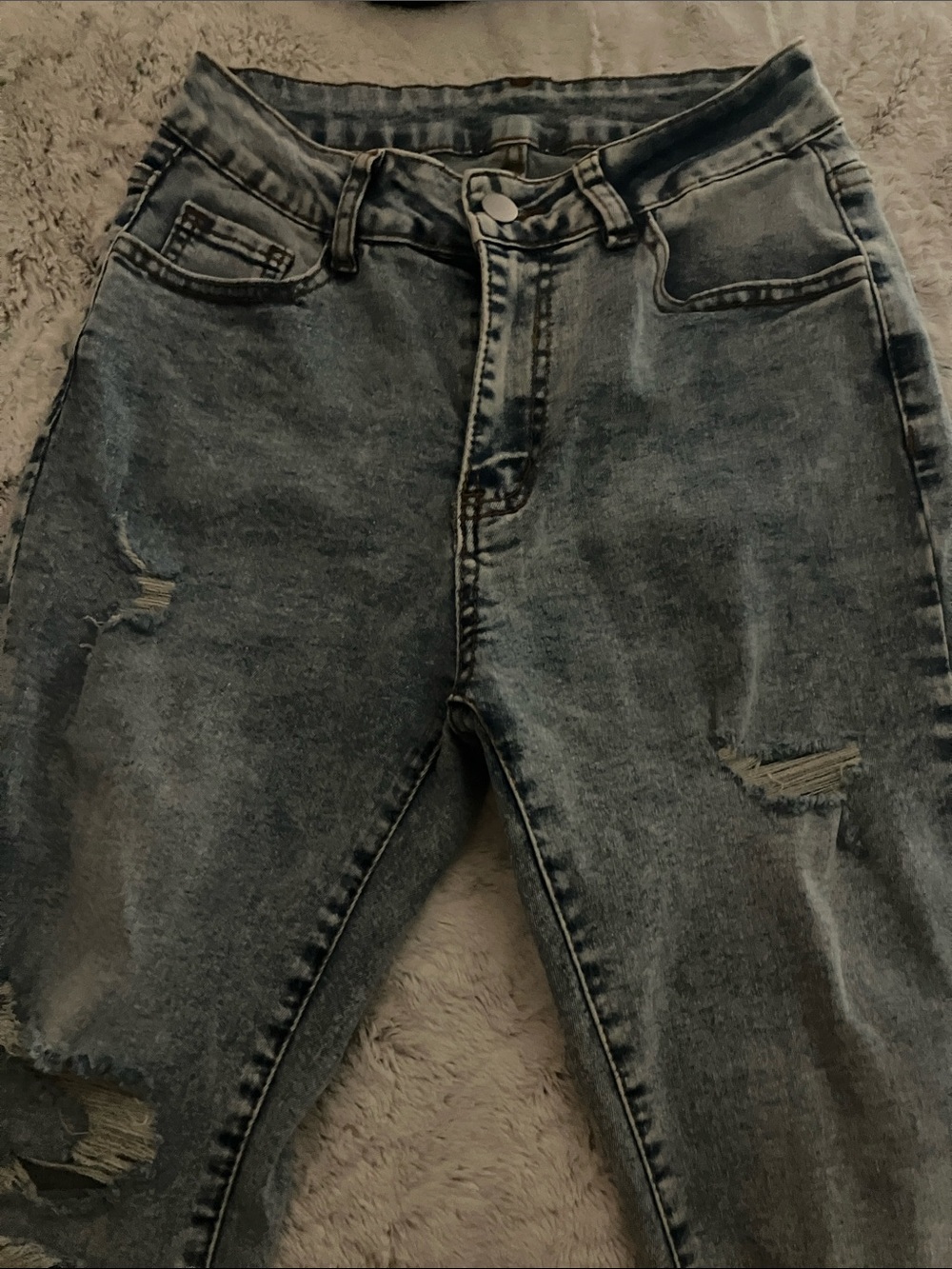 SHEIN Distressed High-Waist Blue Mom Jeans